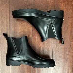 Women’s Polo Sport Ralph Lauren Black Waterproof Chelsea Boots, Size 8